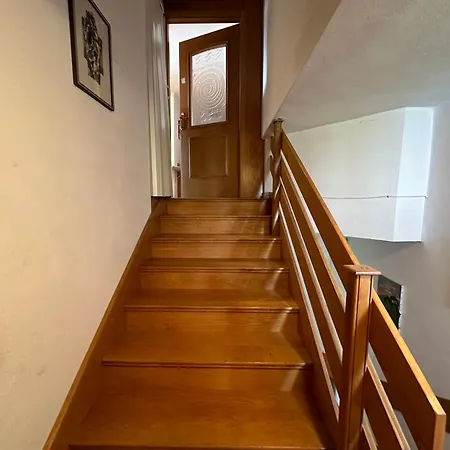 Adax With Huge Garden, Swimming Pool And Bbq Проживание в семье *